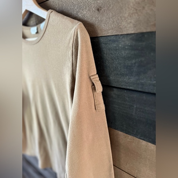 Vintage Riveted by Lee Tan Cotton Long Sleeve Tee Roll Tab Sleeve Small - Picture 4 of 11